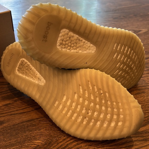 💕x3HP💕Yeezy Boost 350 V2 blue tint sneakers - Picture 11 of 13